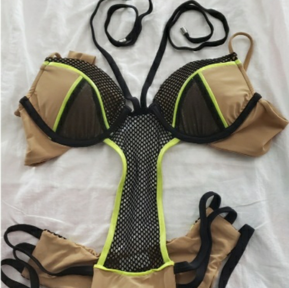 Beach Bunny Monokini